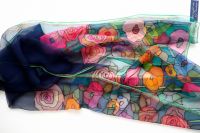 Sifoonsiidist käsitsi maalitud sall 45 x 180 cm, 89€